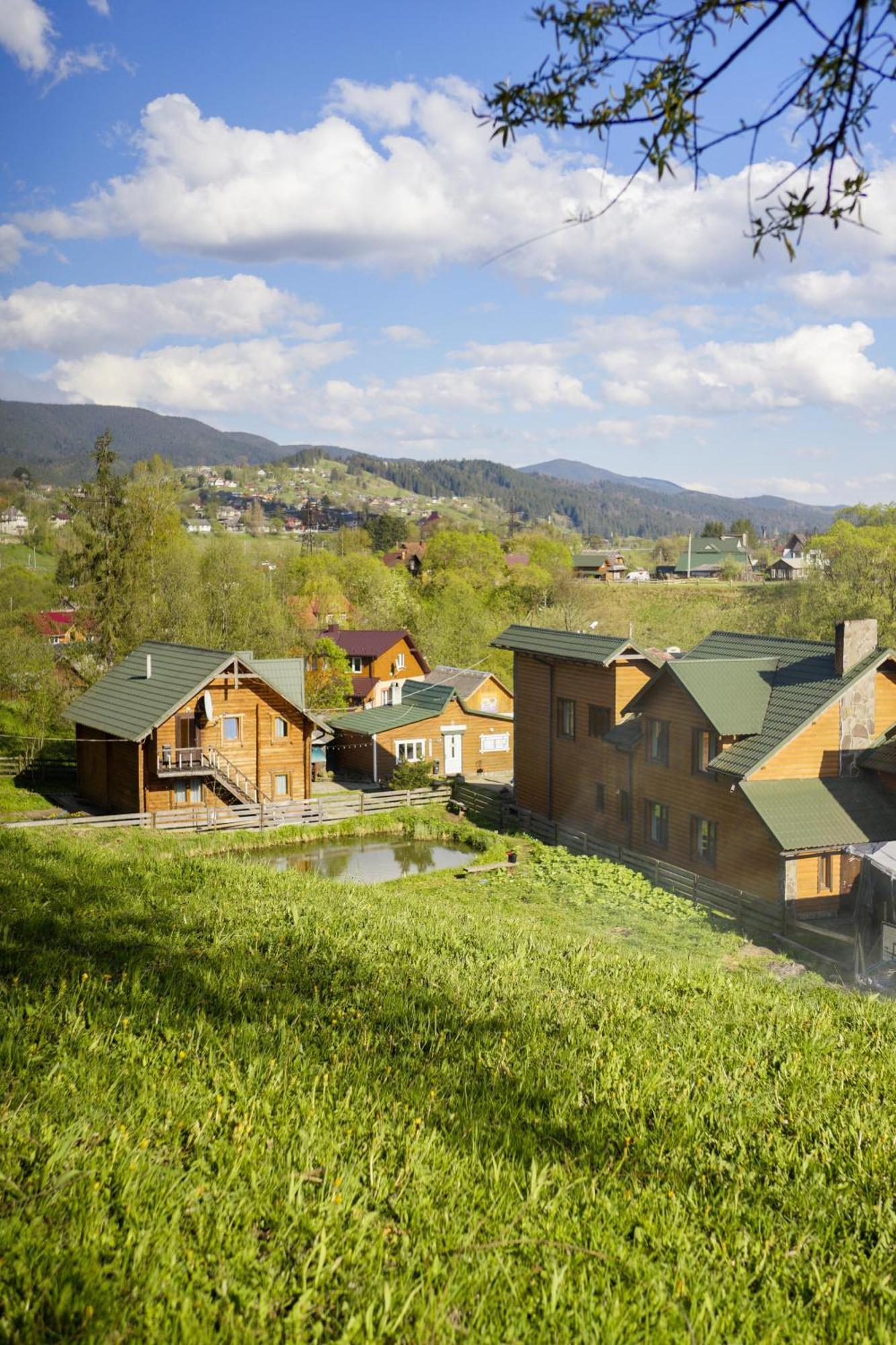 Готель Добрій Vorokhta Ngoại thất bức ảnh